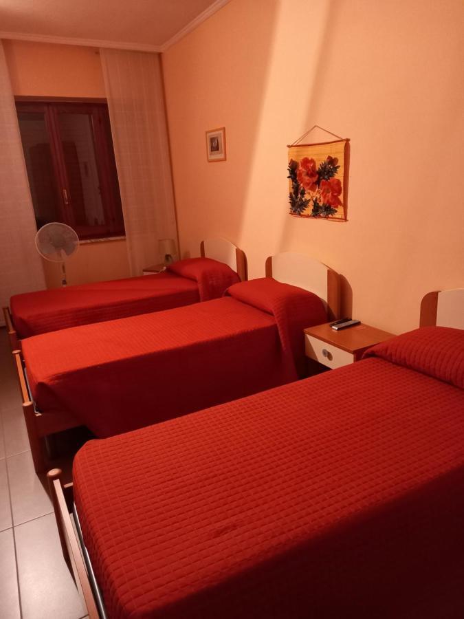 Affittacamere Su Padru Ittiri Exterior foto